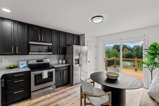 204 Montecito Terrace, St Charles, MO 63304
