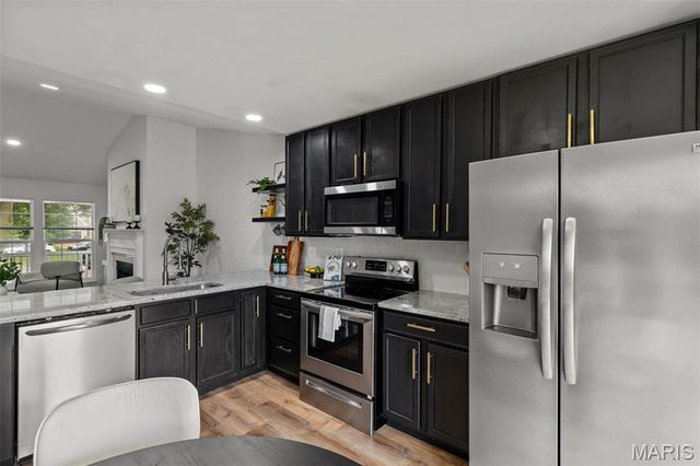 204 Montecito Terrace, St Charles, MO 63304