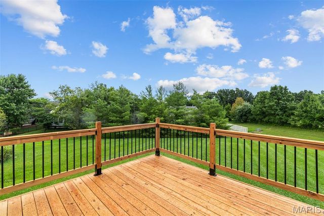 204 Montecito Terrace, St Charles, MO 63304