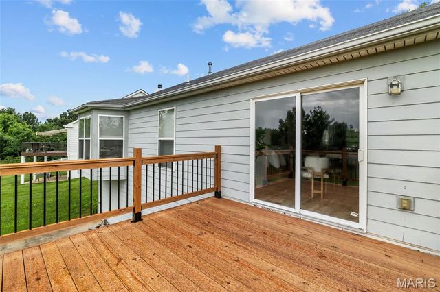 204 Montecito Terrace, St Charles, MO 63304