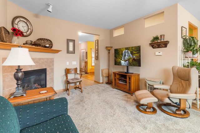 6430 Maywick Drive, Madison, WI 53718