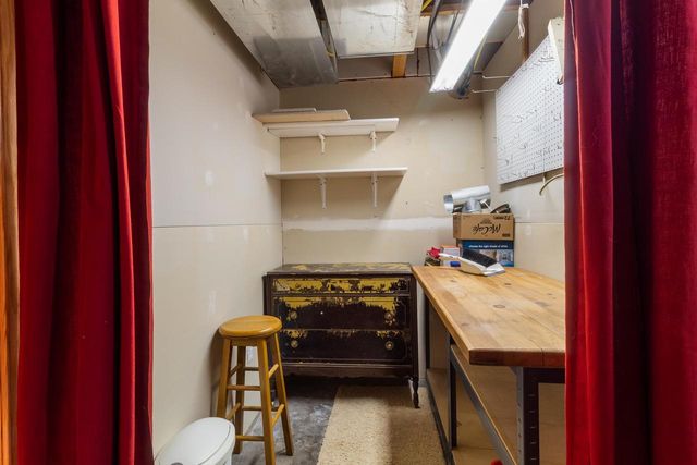 6430 Maywick Drive, Madison, WI 53718