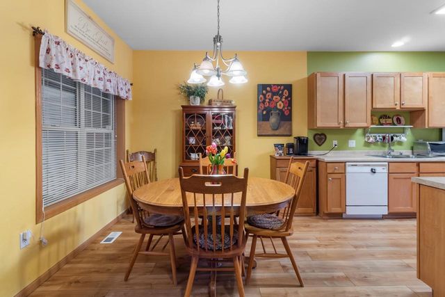 6430 Maywick Drive, Madison, WI 53718