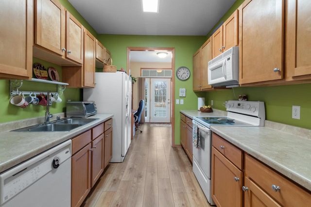 6430 Maywick Drive, Madison, WI 53718