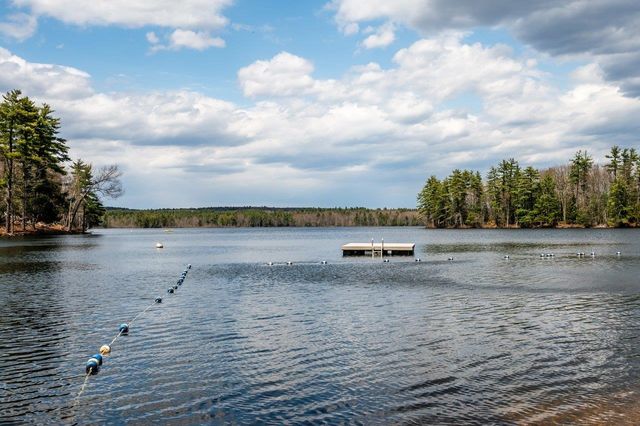 151 Chocorua Way, Rochester, NH 03867