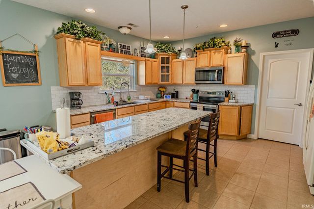 2532 Yeoman Lane, West Lafayette, IN 47906