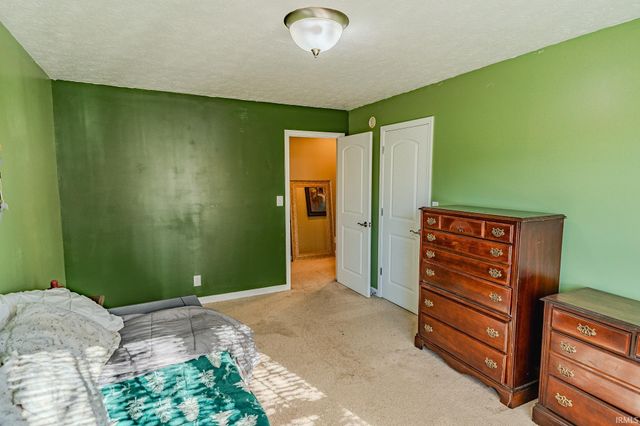 2532 Yeoman Lane, West Lafayette, IN 47906