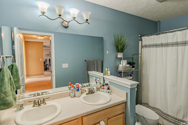 2532 Yeoman Lane, West Lafayette, IN 47906