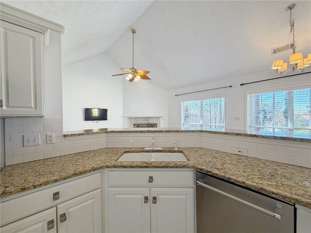 510 Running Fawn Drive, Suwanee, GA 30024