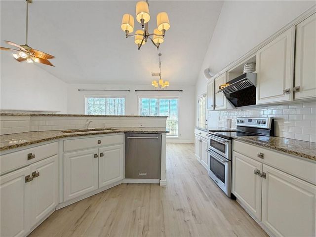 510 Running Fawn Drive, Suwanee, GA 30024