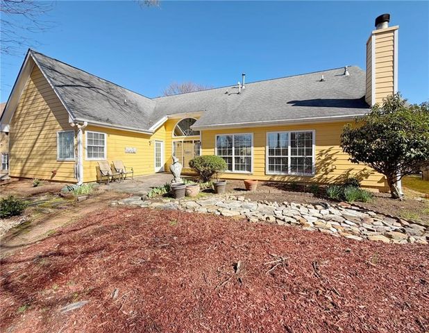 510 Running Fawn Drive, Suwanee, GA 30024