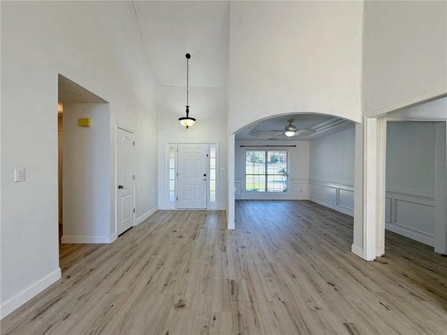 510 Running Fawn Drive, Suwanee, GA 30024