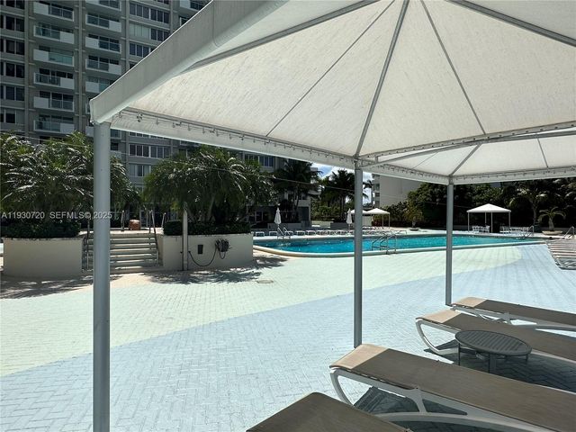 1200 West Ave 329, Miami Beach, FL 33139