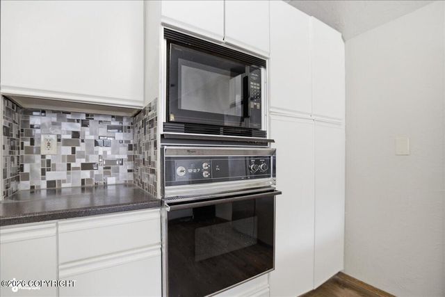 18146 Harbor Point Loop, Eagle River, AK 99577