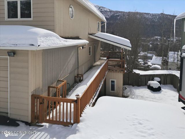 18146 Harbor Point Loop, Eagle River, AK 99577