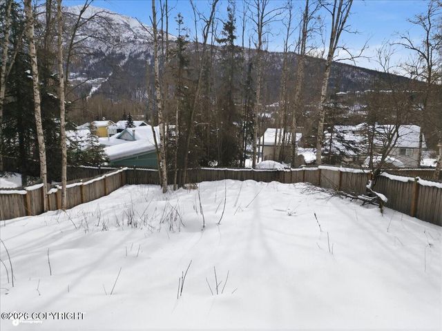 18146 Harbor Point Loop, Eagle River, AK 99577