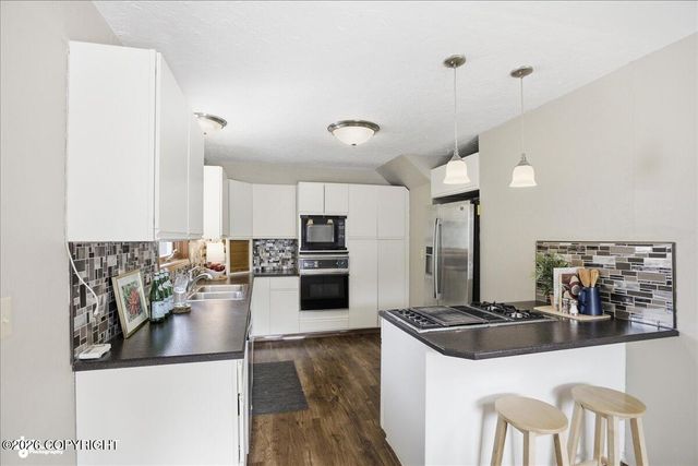 18146 Harbor Point Loop, Eagle River, AK 99577