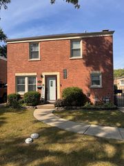 2030 N 75th Avenue, Elmwood Park, IL 60707