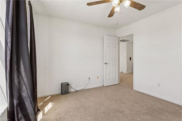 204 Outlaw ST, Chesapeake, VA 23320