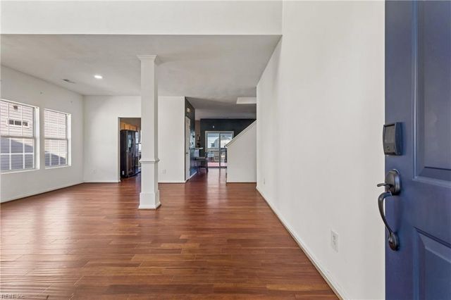 204 Outlaw ST, Chesapeake, VA 23320