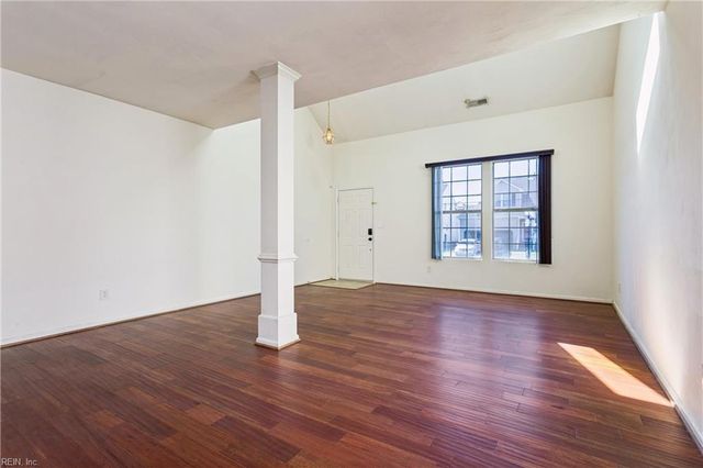 204 Outlaw ST, Chesapeake, VA 23320