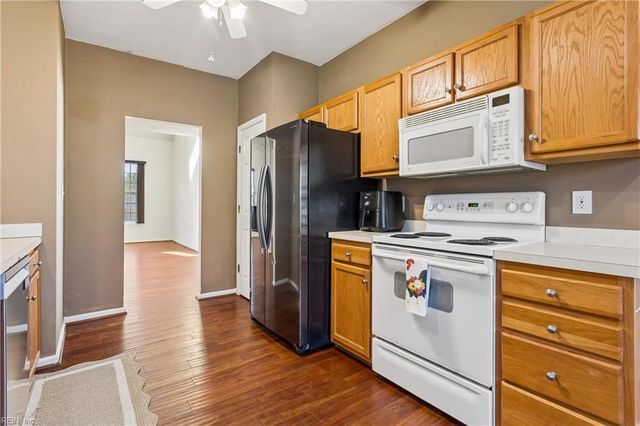 204 Outlaw ST, Chesapeake, VA 23320