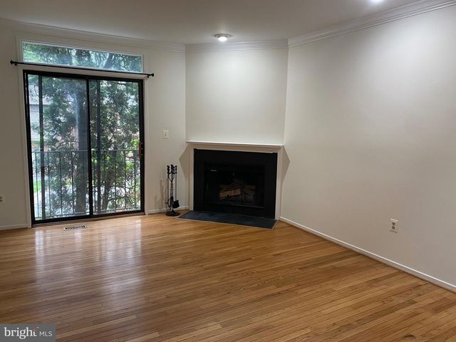 20 VALERIAN CT, Rockville, MD 20852
