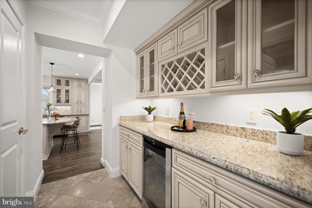 2525 N FLORIDA ST, Arlington, VA 22207