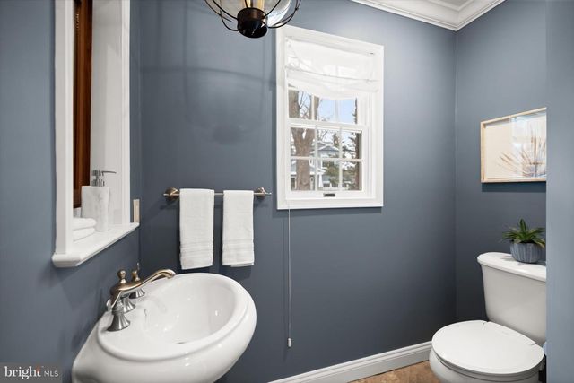 2525 N FLORIDA ST, Arlington, VA 22207