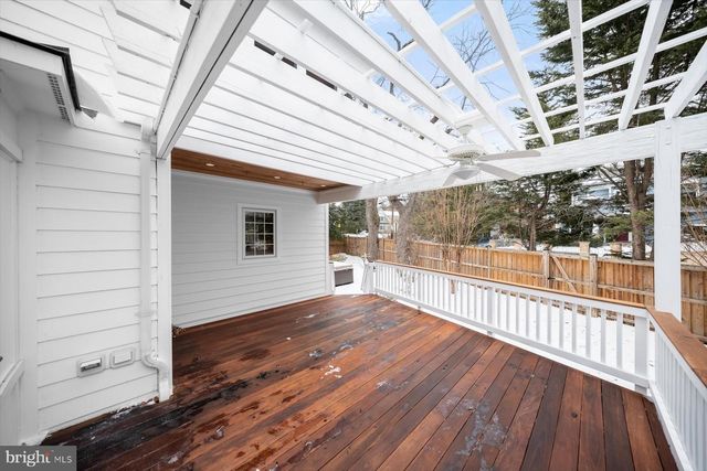 2525 N FLORIDA ST, Arlington, VA 22207