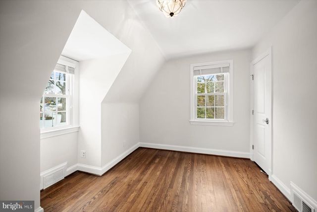 2525 N FLORIDA ST, Arlington, VA 22207