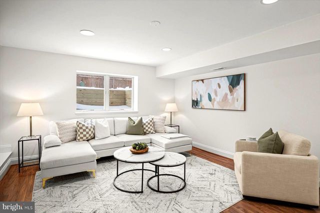 2525 N FLORIDA ST, Arlington, VA 22207