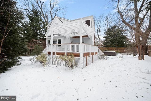 2525 N FLORIDA ST, Arlington, VA 22207