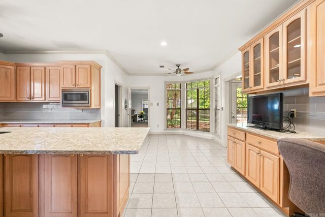 23 Kingshill Cove, Maumelle, AR 72113