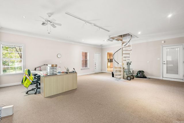 23 Kingshill Cove, Maumelle, AR 72113