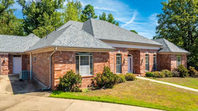 23 Kingshill Cove, Maumelle, AR 72113