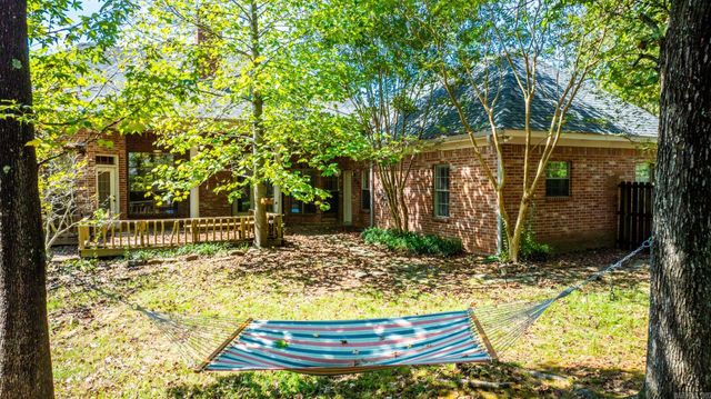 23 Kingshill Cove, Maumelle, AR 72113