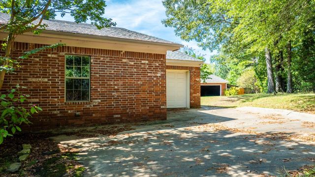 23 Kingshill Cove, Maumelle, AR 72113