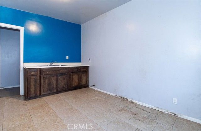 112 E Caldwell, Compton, CA 90220