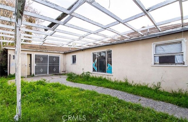 112 E Caldwell, Compton, CA 90220