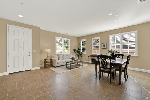 3868 Torrington Way, Fairfield, CA 94533