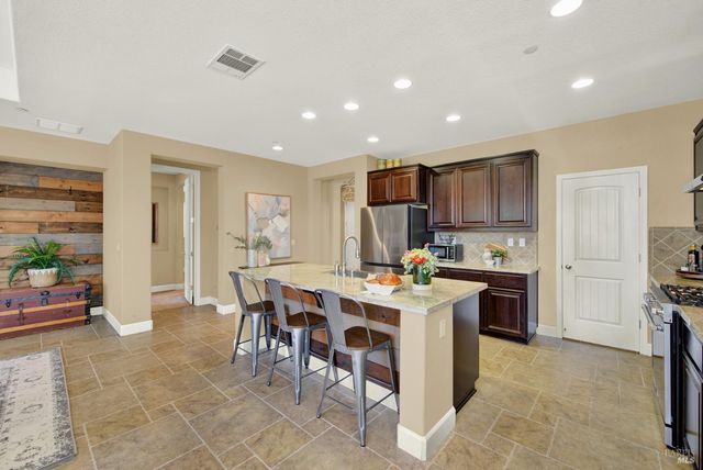 3868 Torrington Way, Fairfield, CA 94533