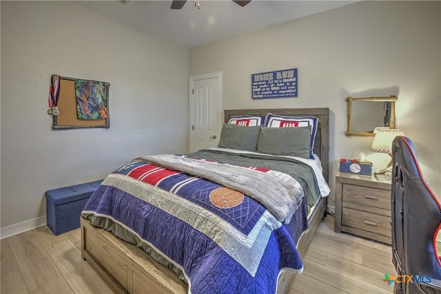 211 Winding View, New Braunfels, TX 78132