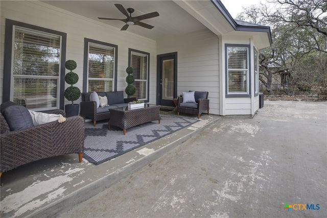 211 Winding View, New Braunfels, TX 78132