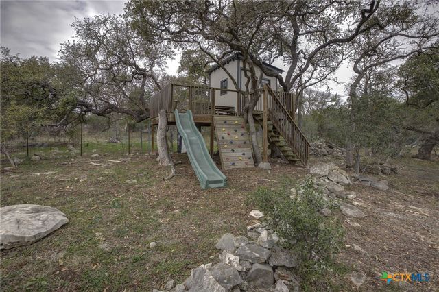 211 Winding View, New Braunfels, TX 78132