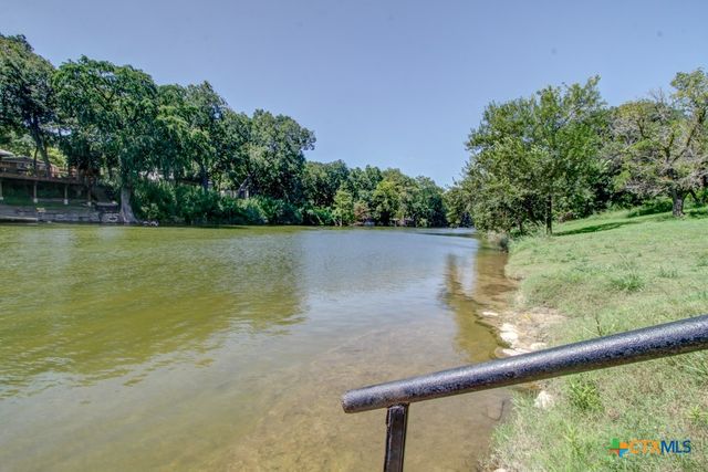 211 Winding View, New Braunfels, TX 78132