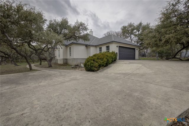211 Winding View, New Braunfels, TX 78132