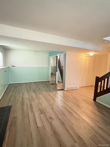 2781 Majestic Court, Troy, MI 48083