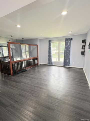 2781 Majestic Court, Troy, MI 48083