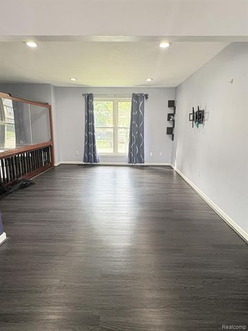 2781 Majestic Court, Troy, MI 48083